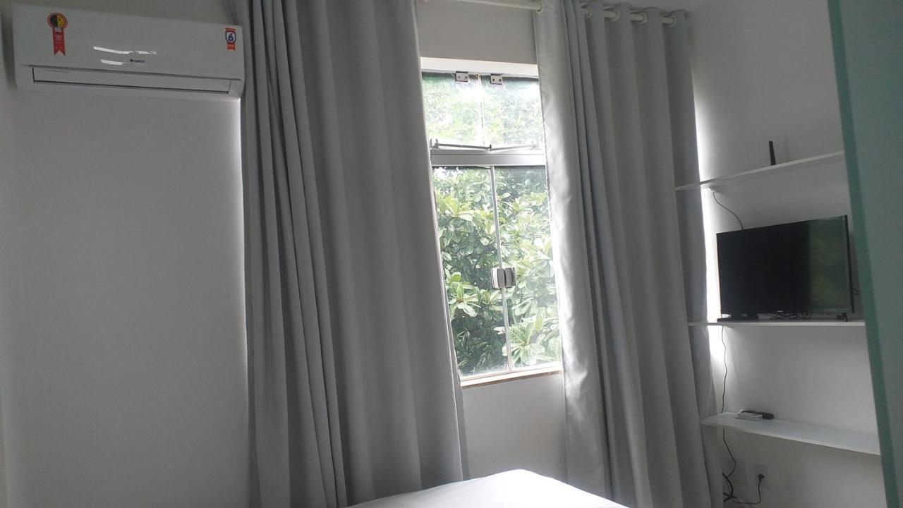 1/4, sala, Farol da Barra. Apartment Salvador Bagian luar foto